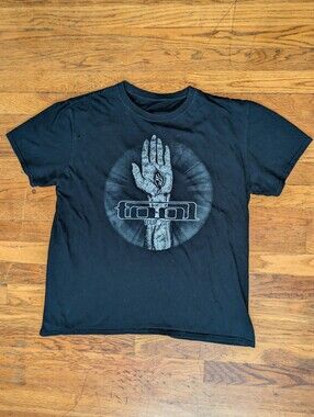 Tool Music Band Grunge Rock Tour 2017 Band T-shirt Unisex Size Large